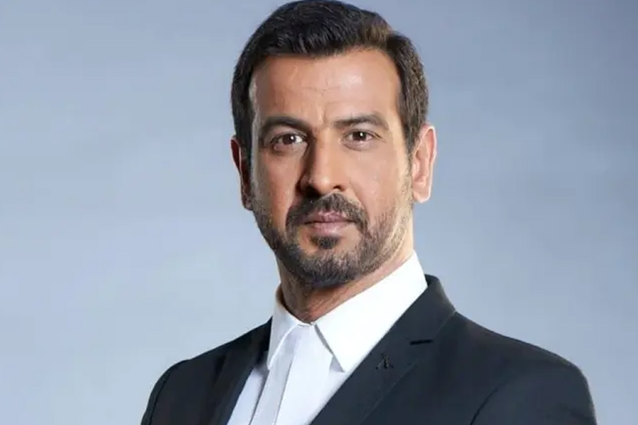 From Saif Ali Khan to Akshay Kumar, the actors take Ronit Roy’s security agency facilities