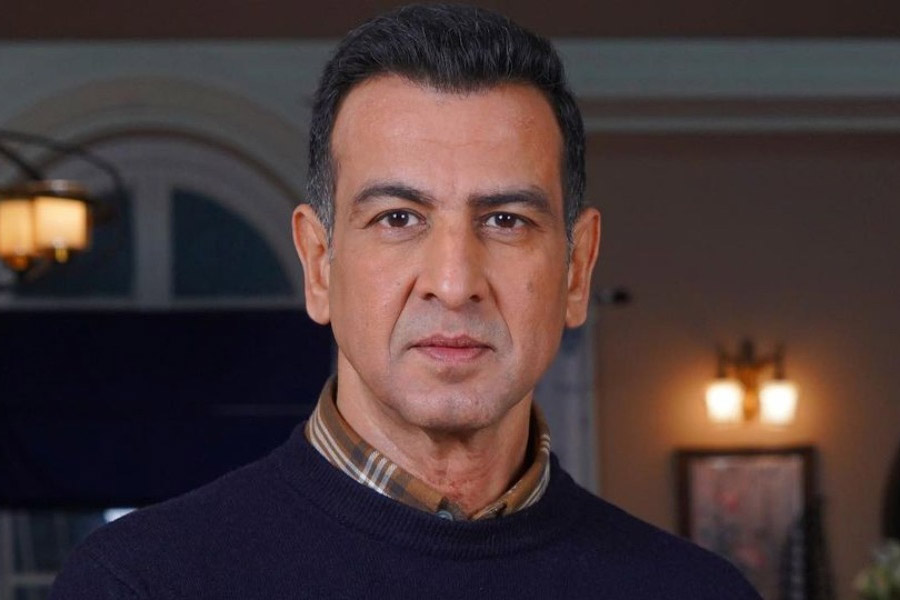 From Saif Ali Khan to Akshay Kumar, the actors take Ronit Roy’s security agency facilities