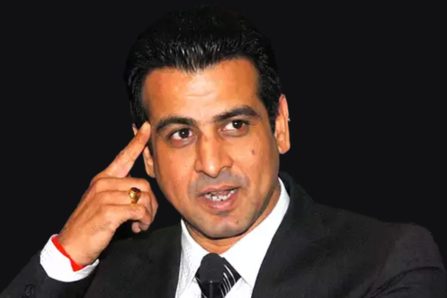 From Saif Ali Khan to Akshay Kumar, the actors take Ronit Roy’s security agency facilities