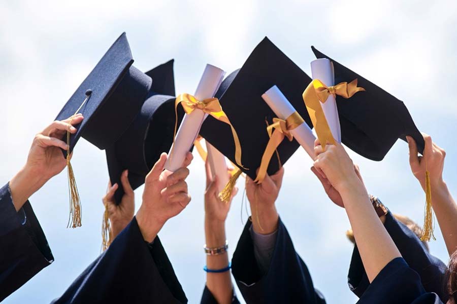 Net worth of china AI deepseek founder Liang Wenfeng 