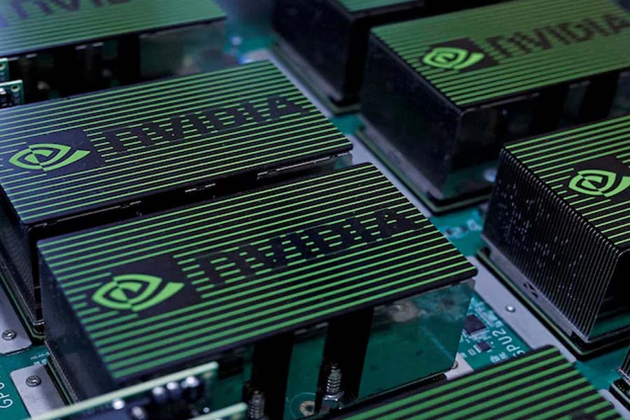 Net worth of china AI deepseek founder Liang Wenfeng 