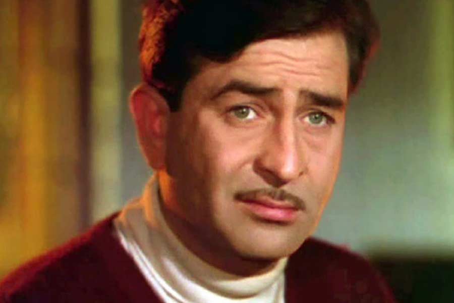 Neetu Kapoor once accidentally yelled at Raj Kapoor instead of Rishi Kapoor