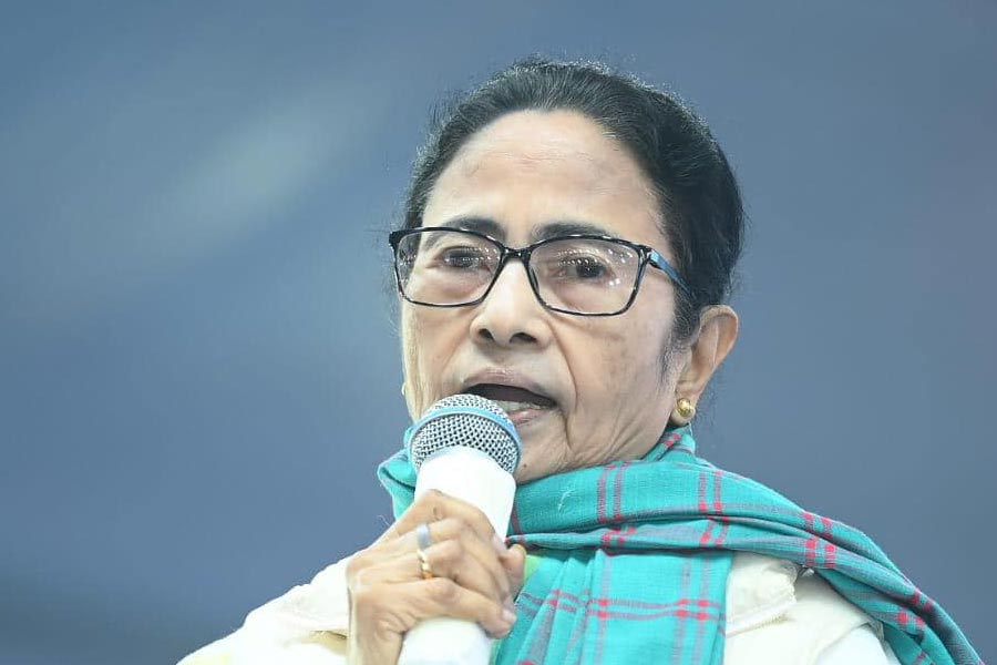 TMC Chief Mamata Banerjee to hold a meeting with Party MLAs on 10 February on the first day of Assembly Budget Session dgtl