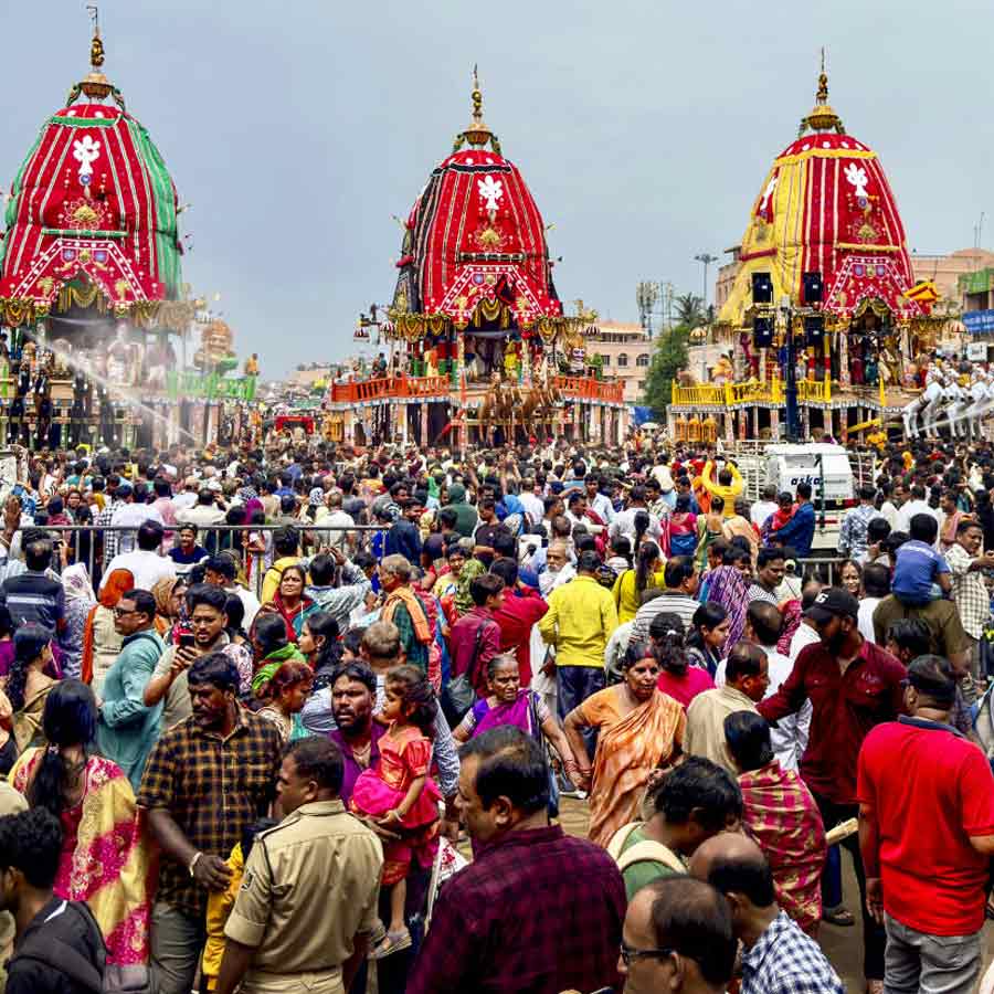 Congress alleges that stampede occurred due to negligence and mismanagement of crowd by BJP at Puri in Odisha similar to the Kumbh in Uttar Pradesh