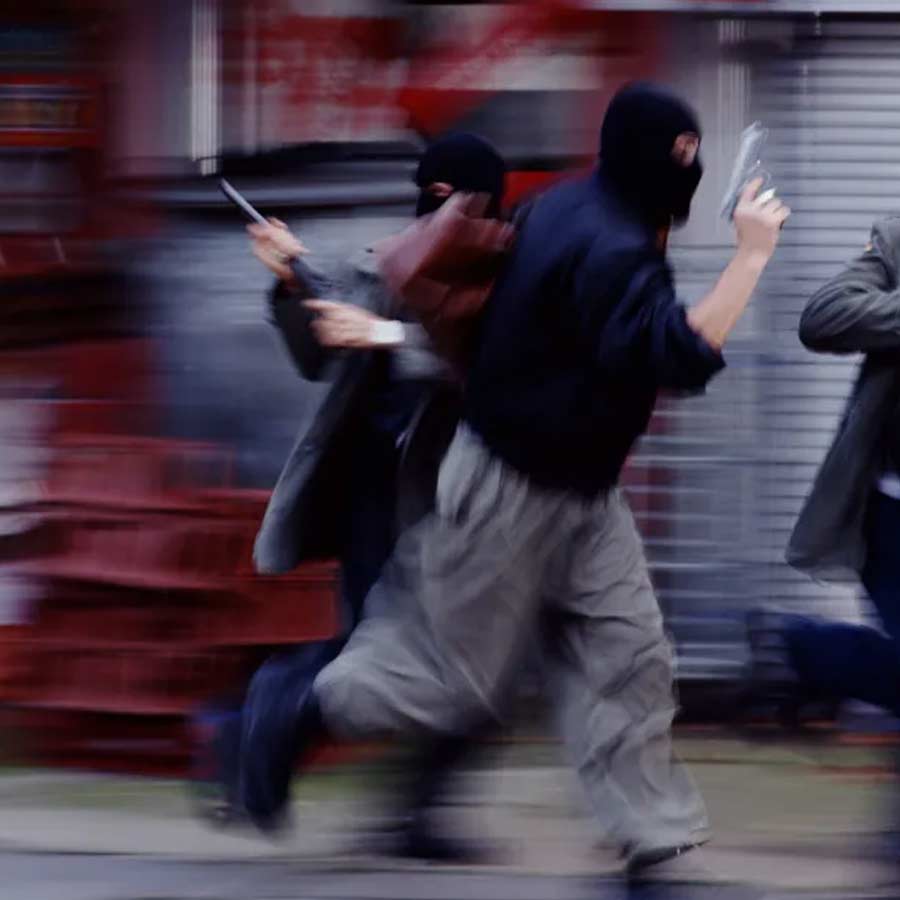 How bank manager of Karnataka planed robbery of 53 crore jewellery during RCB’s match in IPL