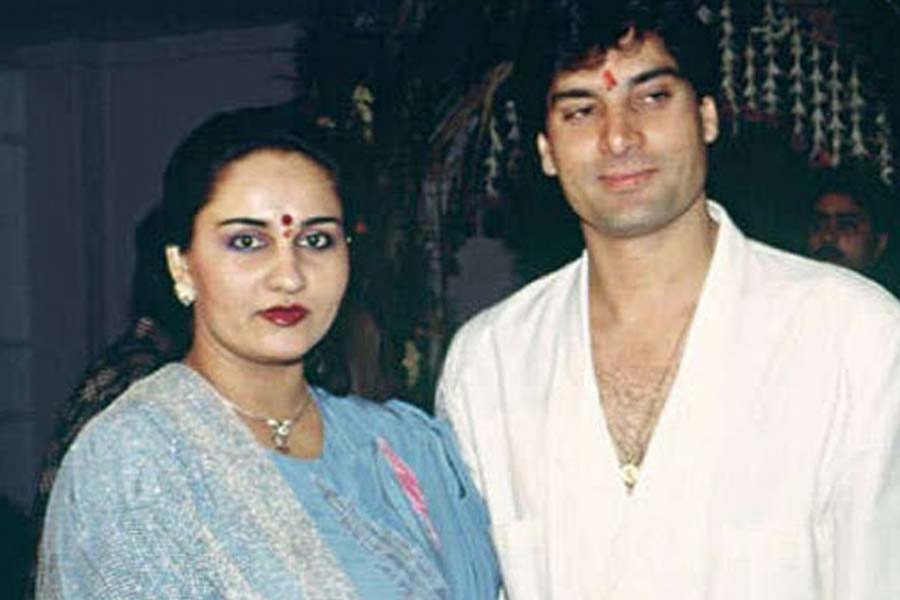Reena Roy with Mohsin Khan