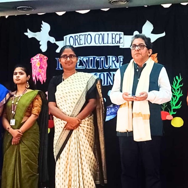 লরেটো কলেজের অধ্যক্ষা এবং আলাপন বন্দ্যোপাধ্যায়। 