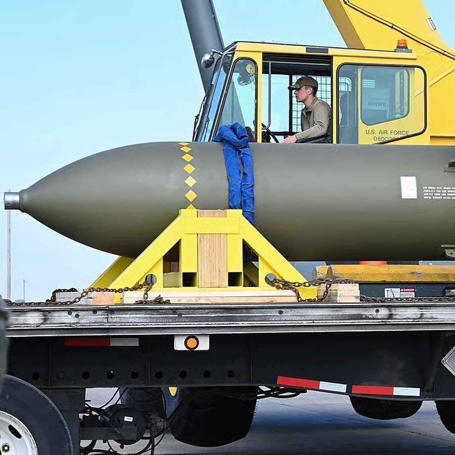 India is developing Agni-5 bunker buster missile, how powerful is it than China’s DF-15 or US GBU-57 MOP