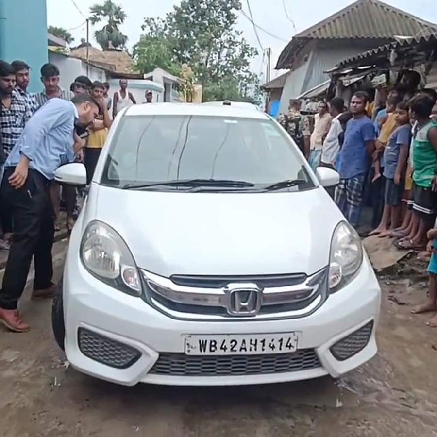 Central Investigation Agency raids house of youth in East Burdwan for fraud of Rs 1.5 crore by impersonating ED officer dgtld