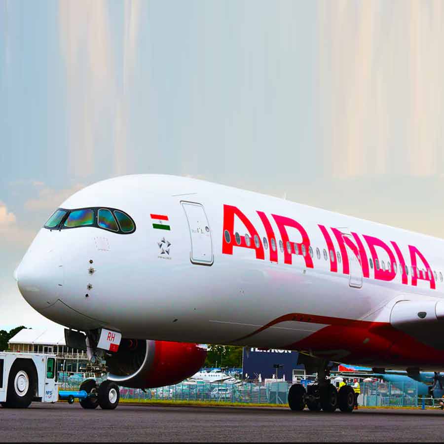 Air India flight from Kerala Kochi skids off runway while landing at Mumbai Airport dgtl