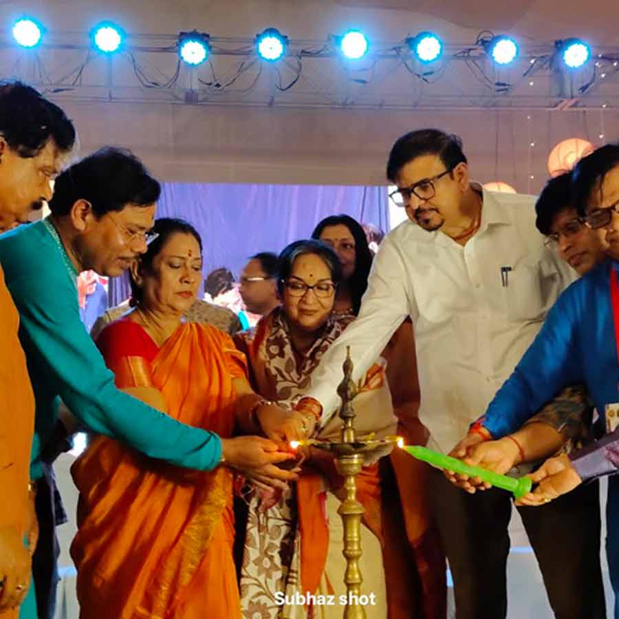 New Town Sarbojanin to celebrates Sarad Utsav, special tribute to Mamata Shankar