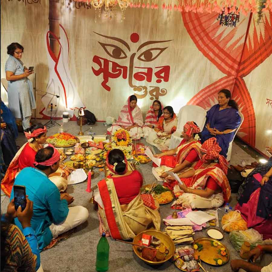 New Town Sarbojanin to celebrates Sarad Utsav, special tribute to Mamatasankar