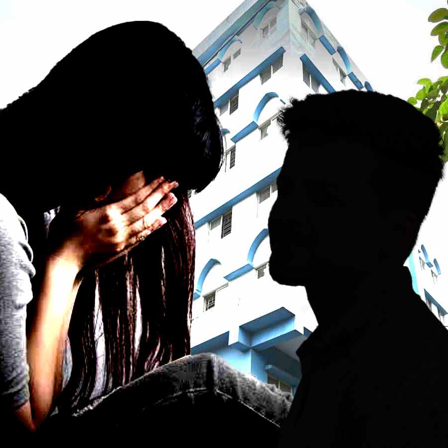 Kolkata Police examined the register book of law college governing body in Kasba incident dgtl