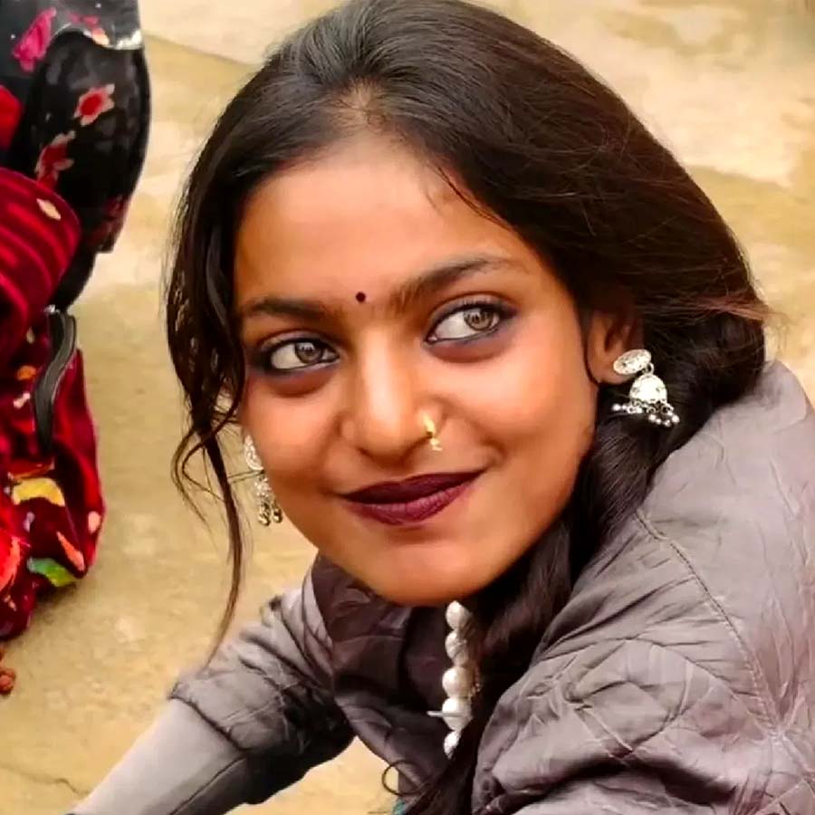 All need to know about Viral pretty Chaiwali from Nepal