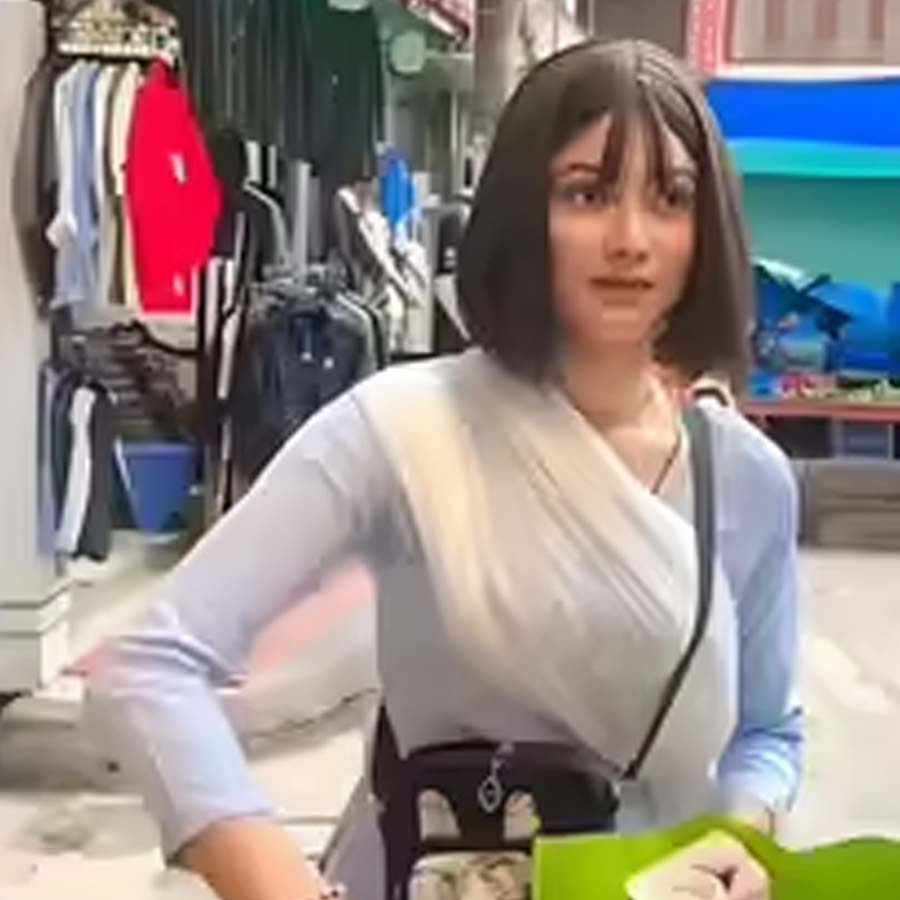 All need to know about Viral pretty Chaiwali from Nepal