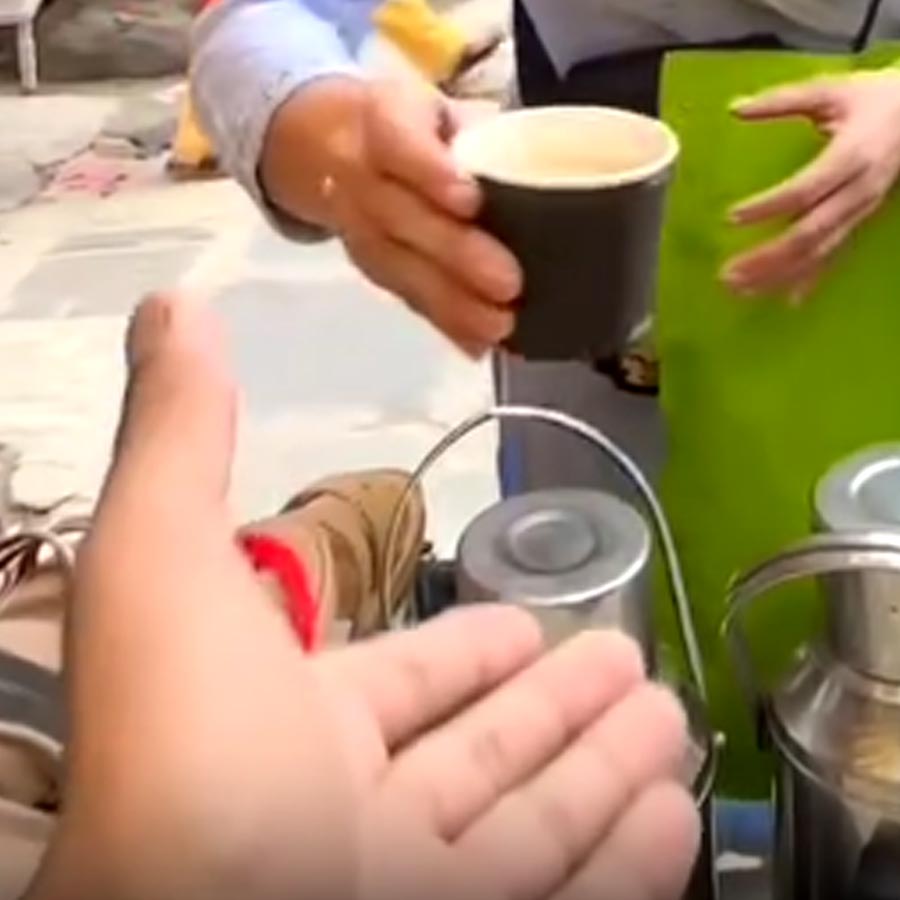 All need to know about Viral pretty Chaiwali from Nepal
