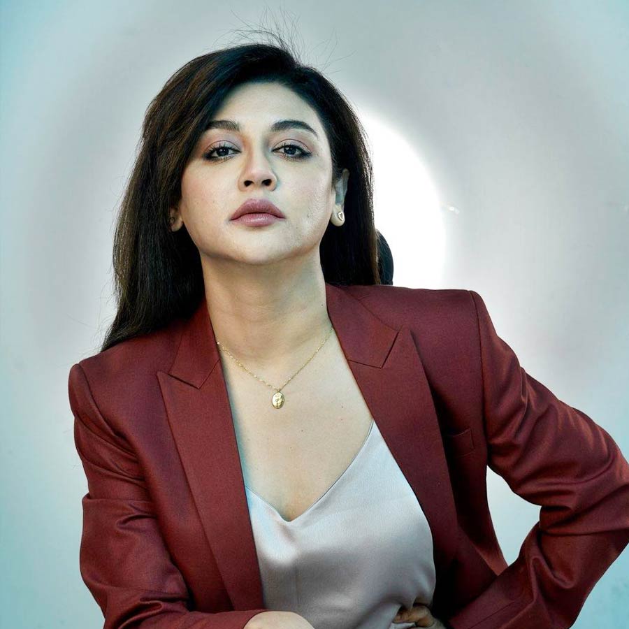 Actress Jaya Ahsan said she wants to adopt a child dgtl