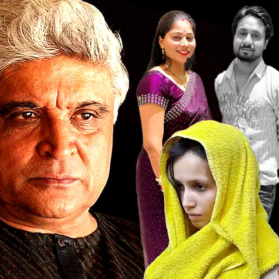 Javed Akhtar made a comment on Sonam Raghubangshi and Muskan Rastogi dgtl