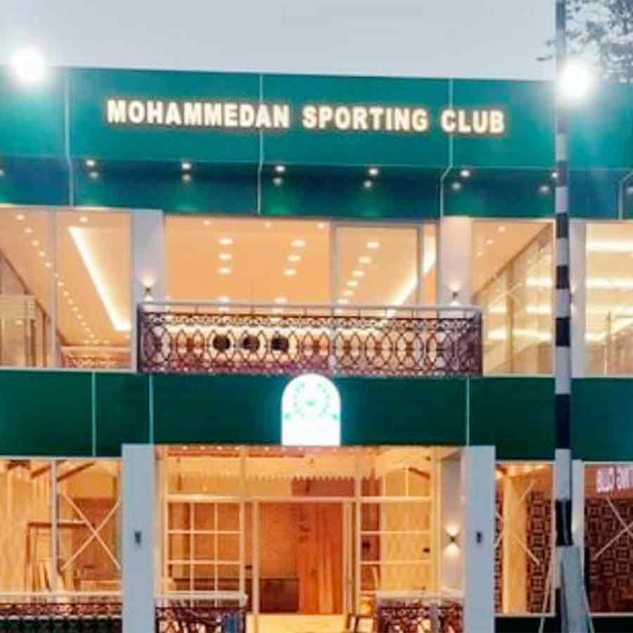 FIFA has sent a letter to the Mohammedan sporting club banning them from signing new footballers