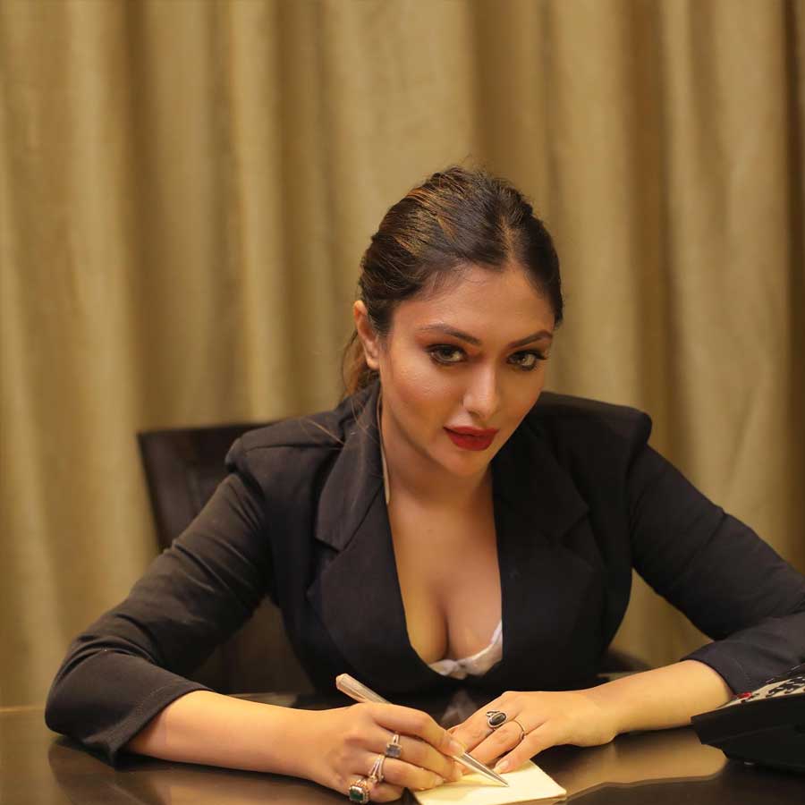 All need to know about controversial actress and Instagram influencer Khushi Mukherjee