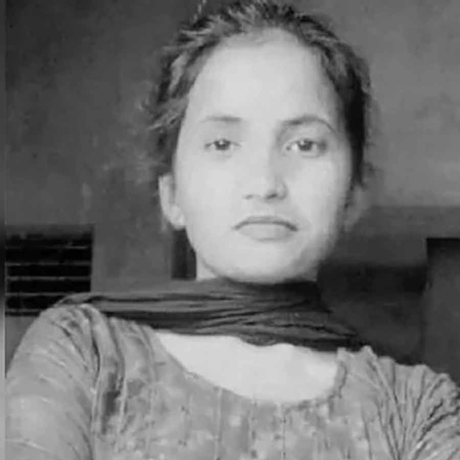 UP 22-year-old college student’s body found in dhaba, wrapped in blanket, police arrests boyfriend dgtl