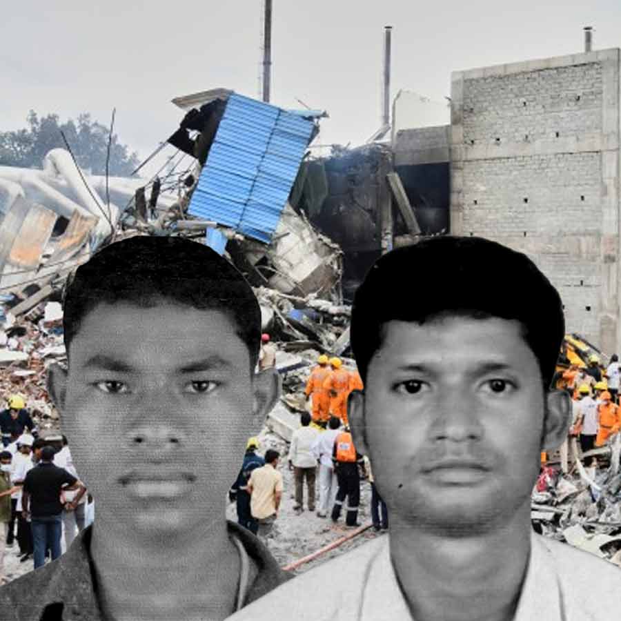 Bodies of two workers from Midnapore killed in Telangana factory blast return to village