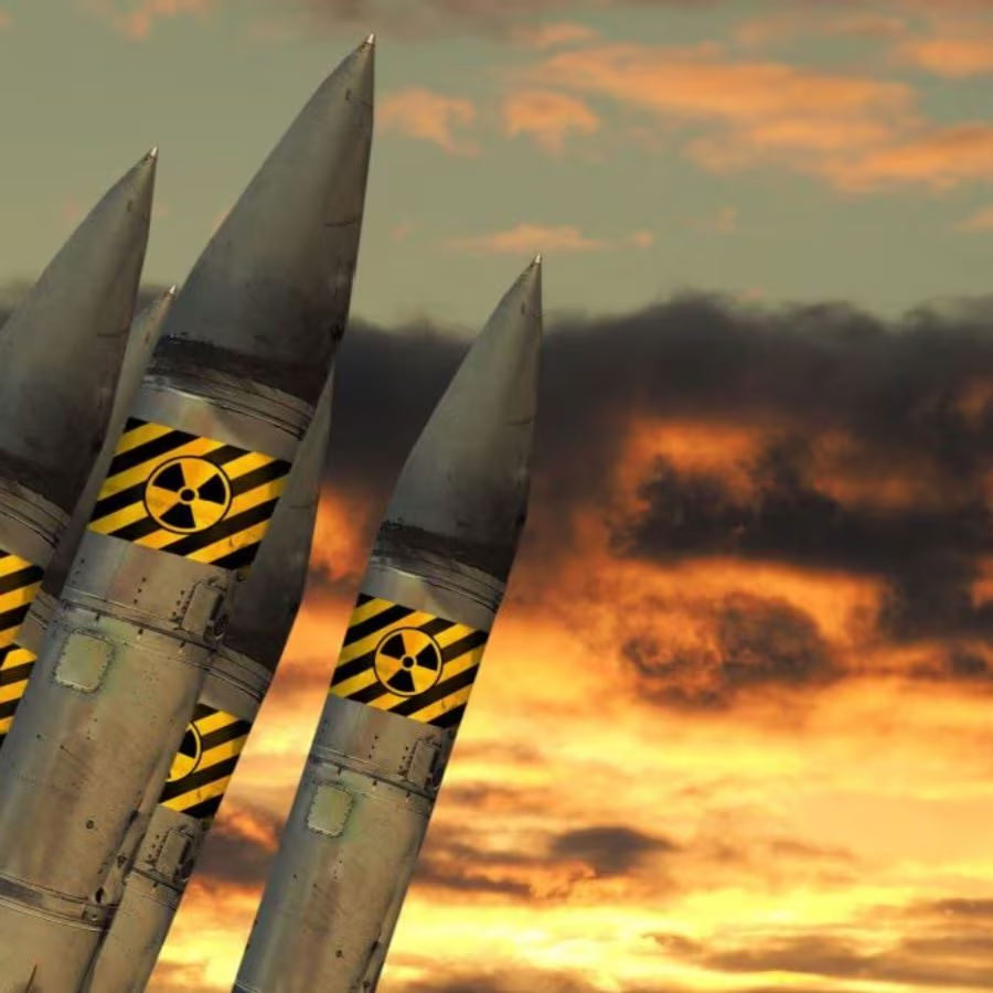 Pakistan’s nuclear weapons are controlled by US General, says former CIA officer