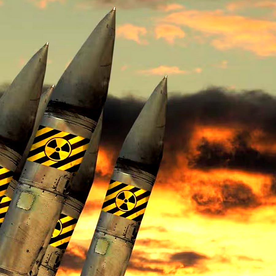 Pakistan’s nuclear weapons are controlled by US General, says former CIA officer