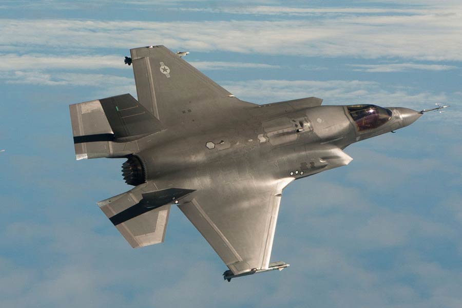 British Royal Navy stealth fighter jet F-35B may be dismantled to move from Kerala