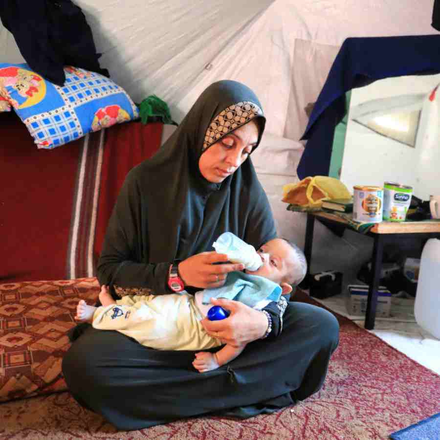 Shortage of baby milk in Gaza strip, Doctors worry about risk of death of hundreds of babies dgtl