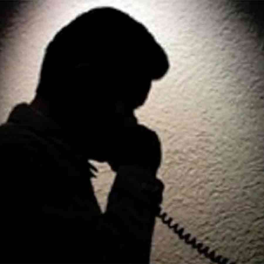 Two minors arrested for allegedly making death threats to contractor