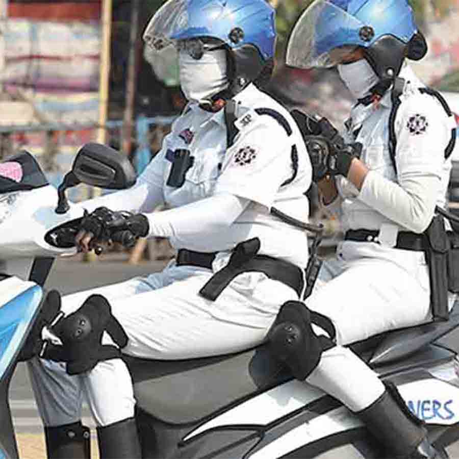 Special protective armor coming for Kolkata's women police