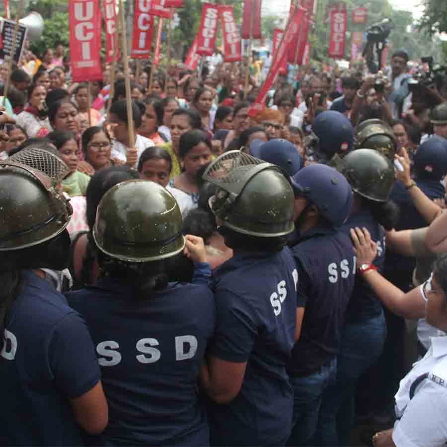 SUCI on road as a protest against murder of Barun Biswas and RG Kar Hospital Incident