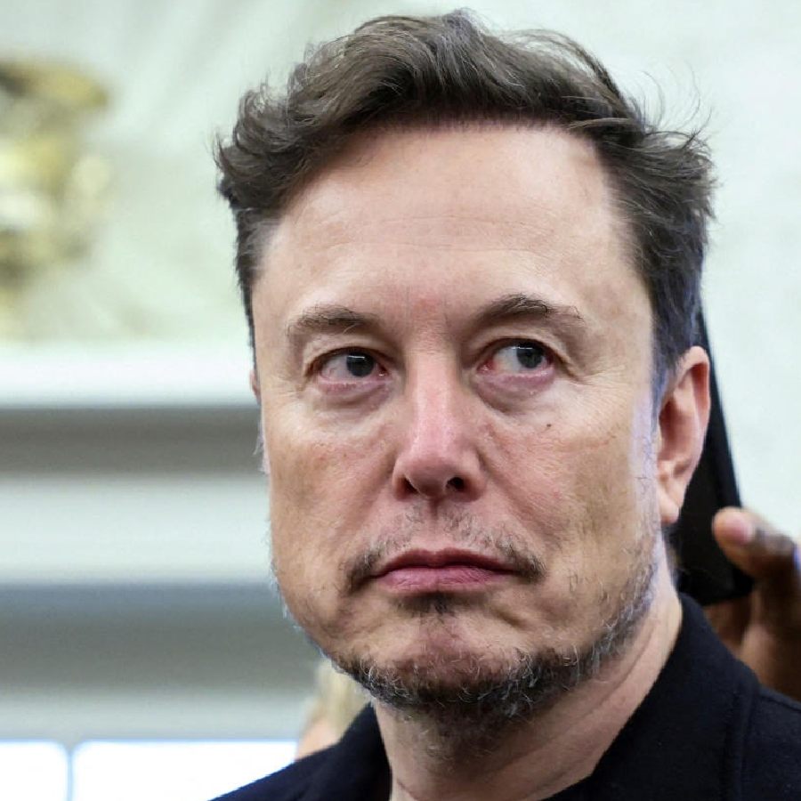 Elon  Musk's Tesla to open first store in India