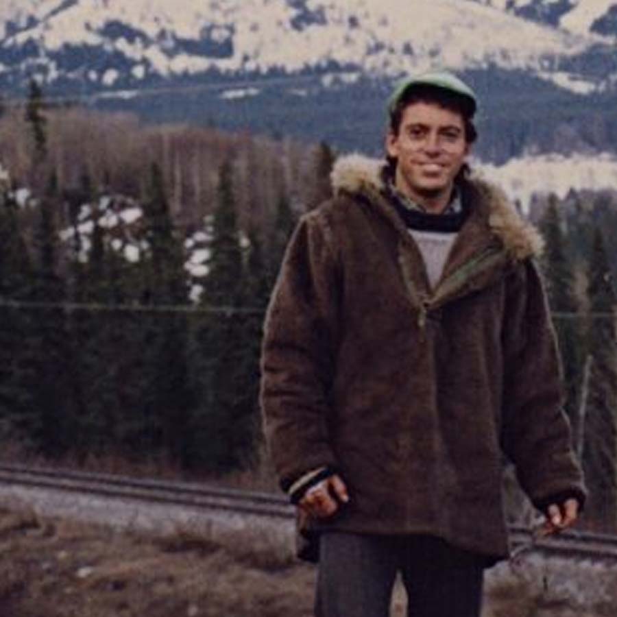 All need to know about Chris McCandless, American youth who left family for adventure and died in 24 