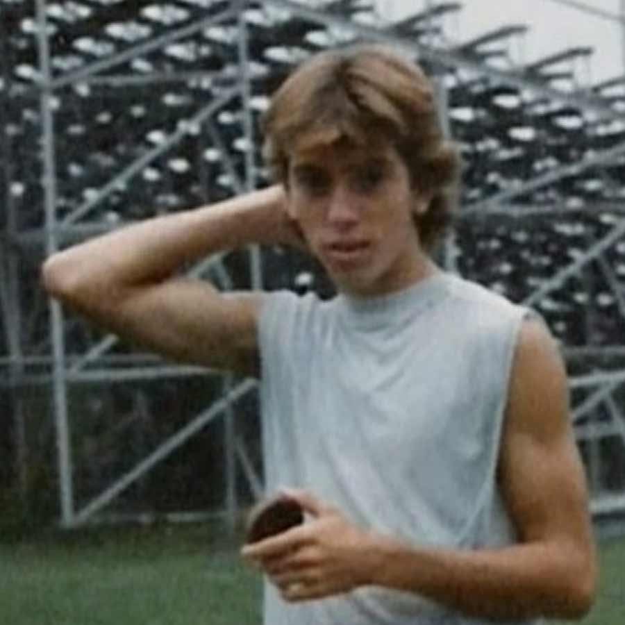 All need to know about Chris McCandless, American youth who left family for adventure and died in 24 