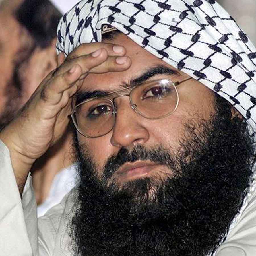 Pakistan ex foreign minister Bilawal Bhutto Zardari ready to extradite terrorists like Hafiz Saeed and Masood Azhar to India