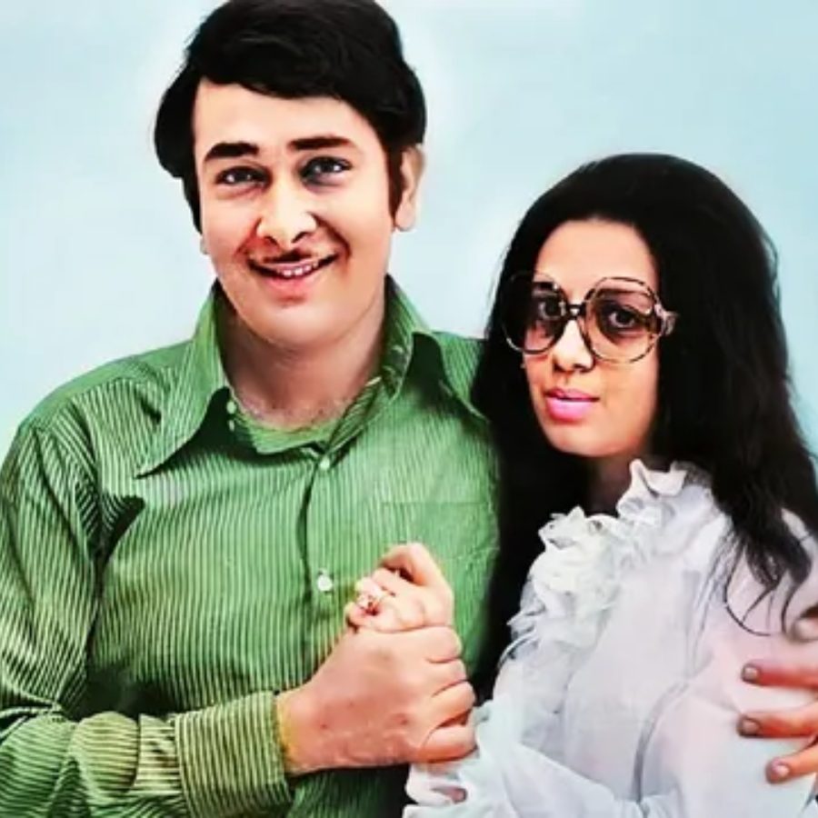 বার্ধক্যে এসে একে অপরের সঙ্গে থাকার সিদ্ধান্ত নিয়েছেন রণধীর-ববিতা।