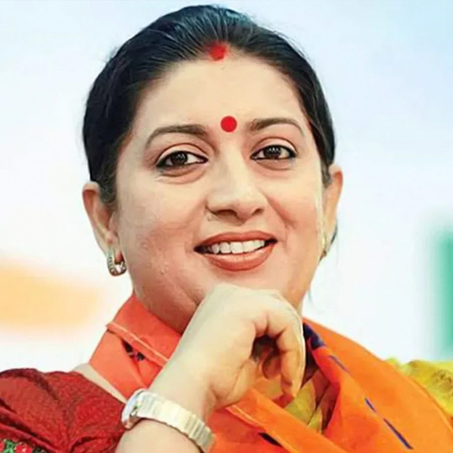 Congress slams Smriti Irani after she is set to return to the television once again