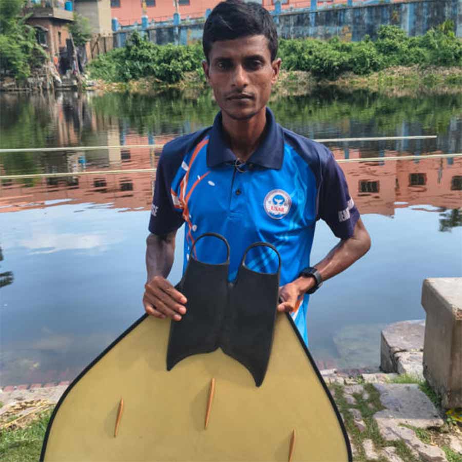 Under Water Sports Association held Fin Swimming training for dippers