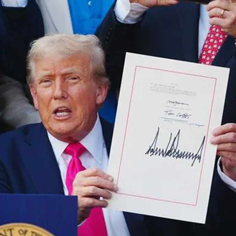 US President Donald Trump’s Tariff war is totally fake, says White house whistleblower 