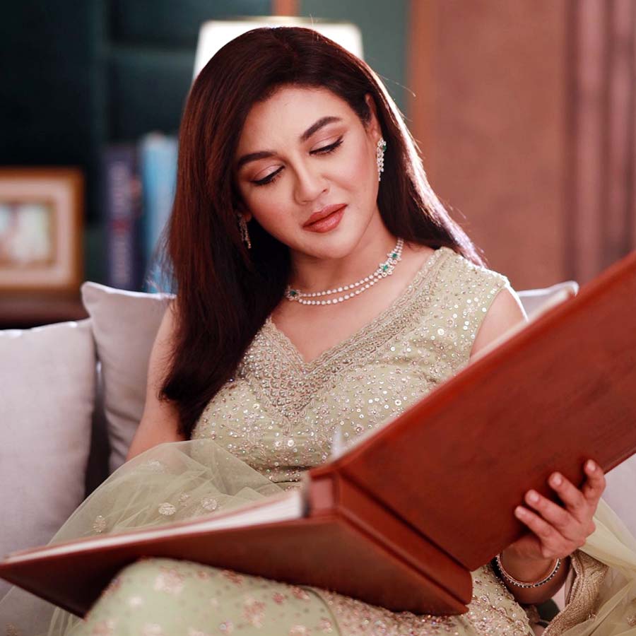 Actress Jaya Ahsan dig into her childhood during musical event of her upcoming movie Dear Maa