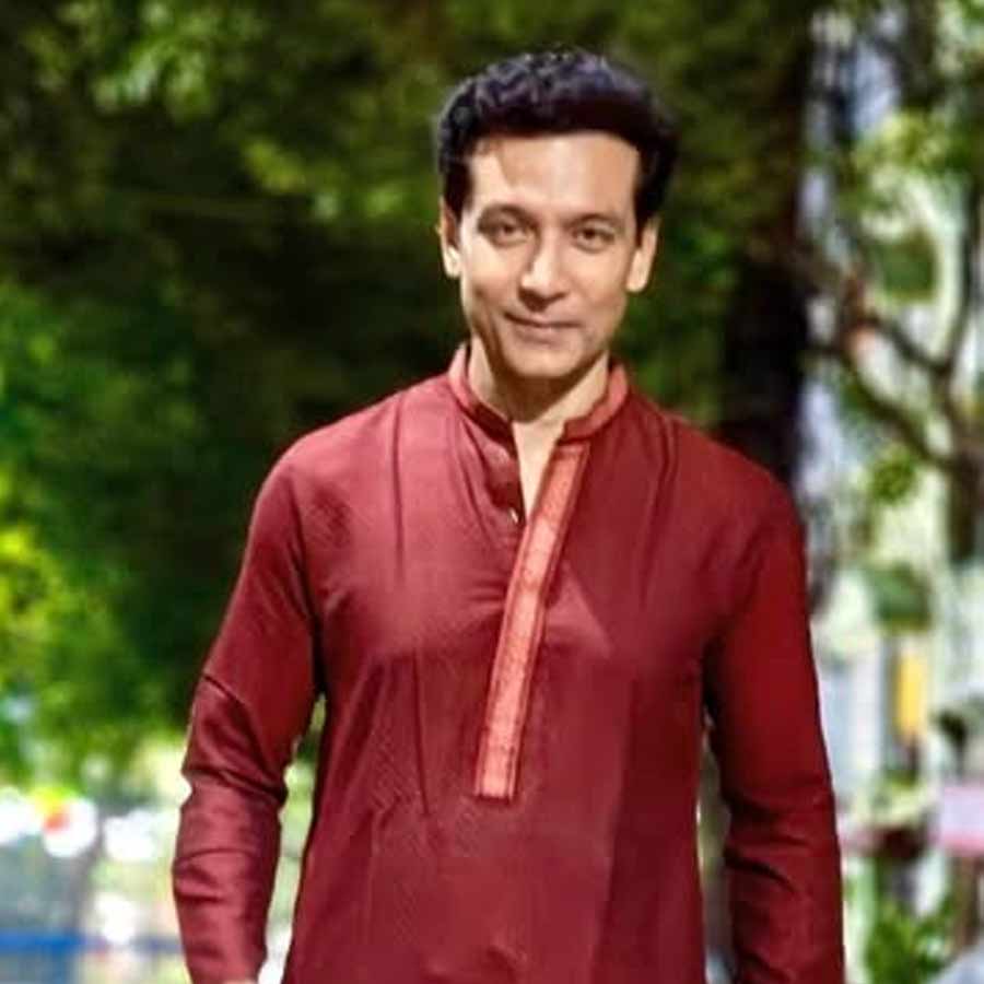 How Tota Roy Choudhury Celebrating His Birthday dgtl