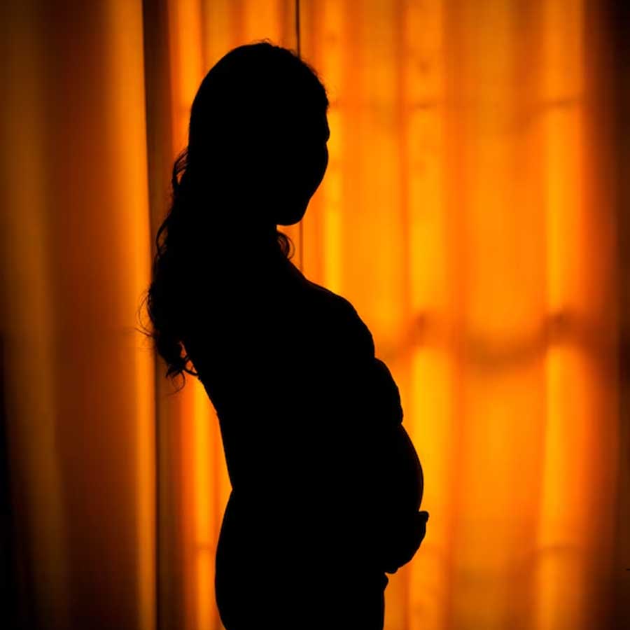 Ramya Krishnan allegedly had extramarital affair and demanded 75 lakhs for her abortion from South Indian director KS Ravikumar dgtl