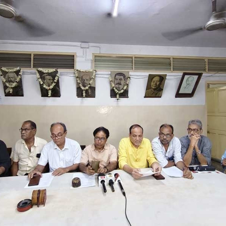 Trade unions & parties protest police action, TMC retorts
