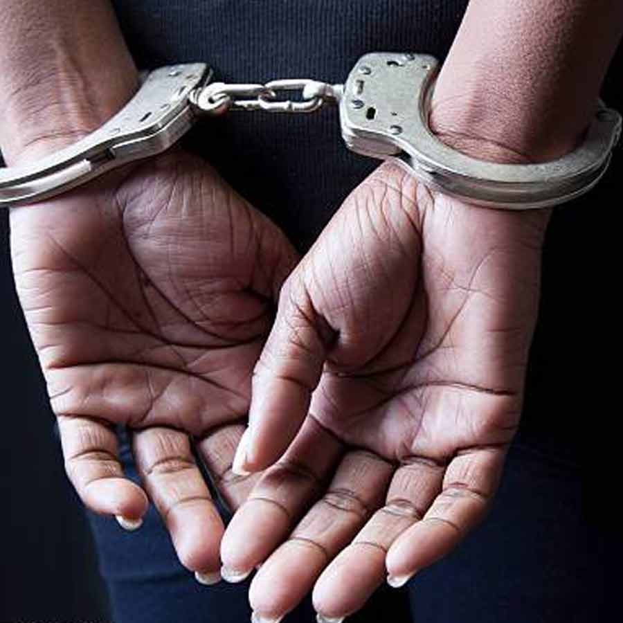 2 person was arrested for forging documents to buy land