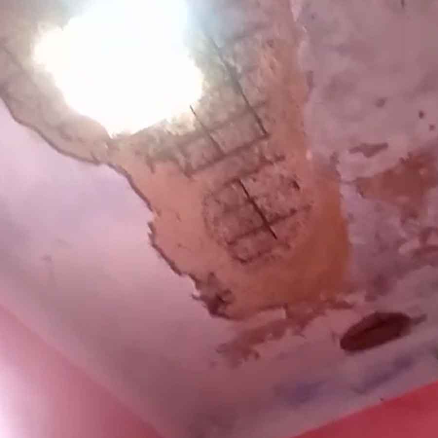 Part of Roof of school in Balagarh collapsed