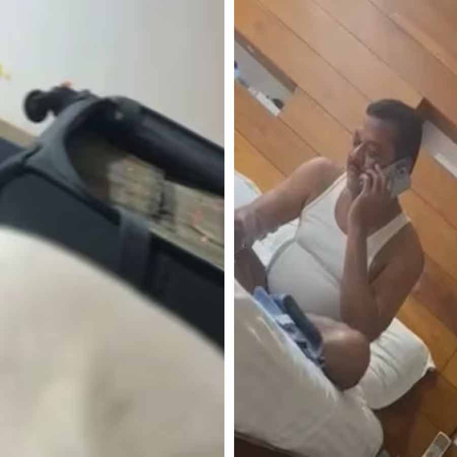 Maharashtra minister allegedly seen with cash bag day after tax notice dgtl