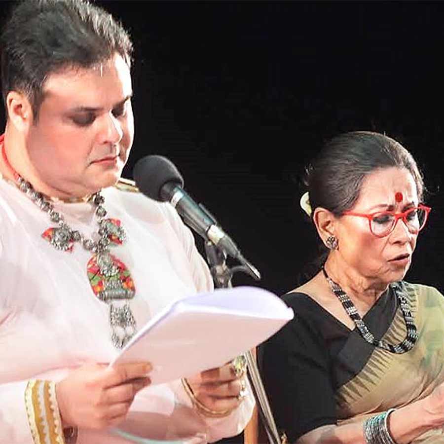 Review of a cultural programme held at Gyan Manch paying tribute to Rabindranath Tagore