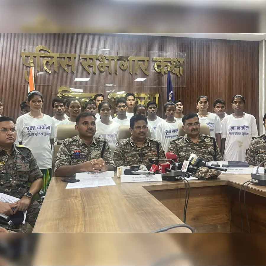 23 Maoists with cumulative bounty of Rs 1.18 crore surrender in Sukma district of Chhattisgarh